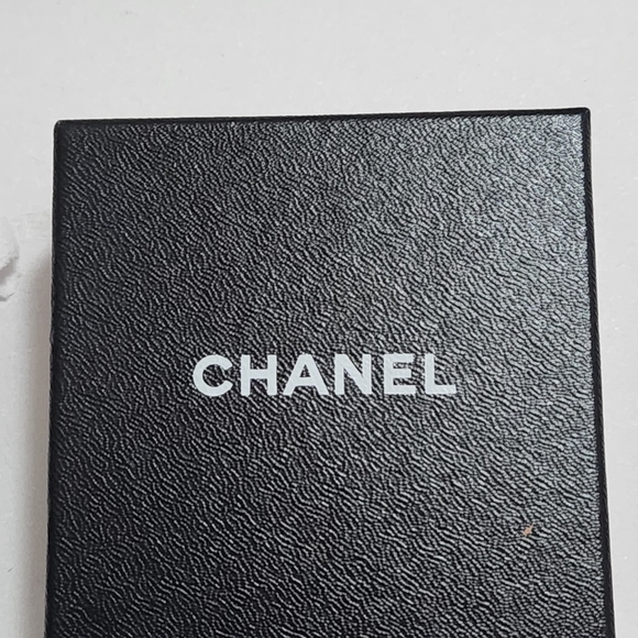 Chanel Brooch - Picture 2 of 7